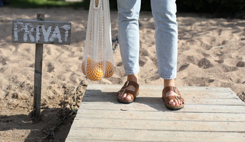 Axelda Sandal Andrea Camel Women & Men