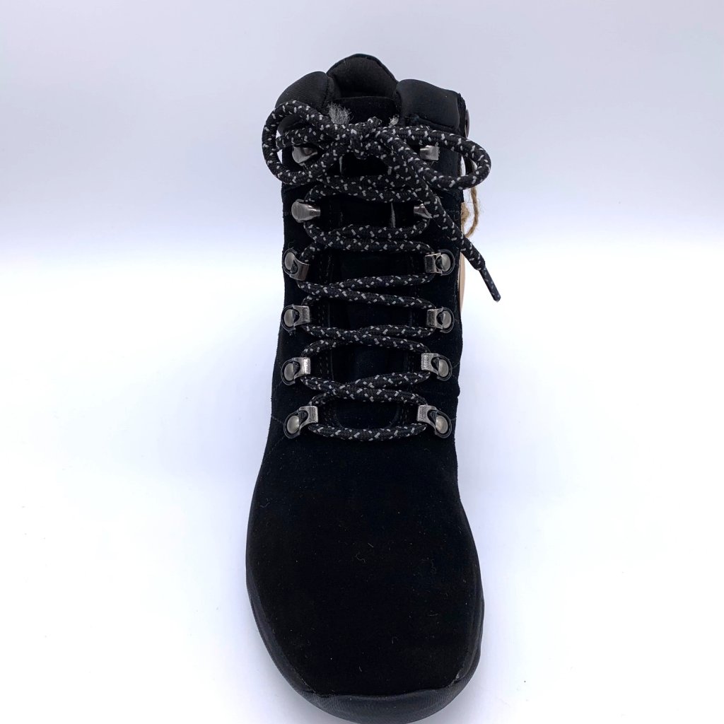 Eskimo Goldy women's studded shoe - black